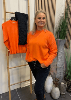 Inwear Bluse Orange Og Marta Moerkeblaa Jeans