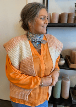 Marta Strik Vest Og Co Couture Orange Bluse