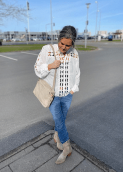Red Button Sienna Jeans Og Depeche Bluse