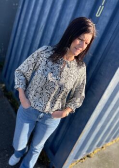 Luma Bluse Fra Freequent I Snake Print