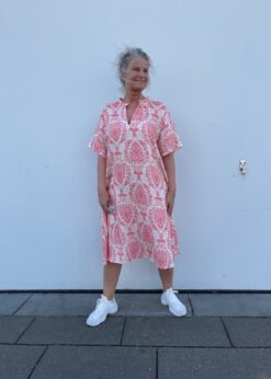 Marta Kjole Koral Creme Print