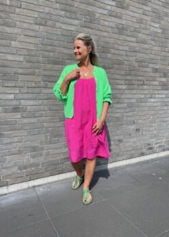 Pink Marta Strop Kjole Og Grøn Cardigan