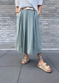 Grøn Leona Nederdel Fra Marta Og BioNatura Sandal