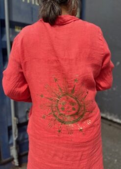 Hørkjole Med Guld Print Bagpå
