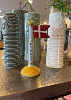 Speedtsberg Lille Flag Morfar Lyseblå Stang Og Gul Fod