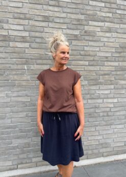 CC Heart Brun T Shirt Og Inwear Nederdel