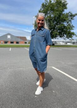 Denim Kjole Med Lommer Fra Freequent