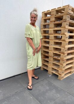 Ofelia Kjole Og Billi Bi Klip Klap
