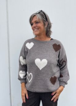 Brun Marta Strik Med Hjerter