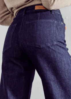 Dark Denim Paris Cropped