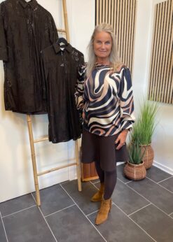 Love914 18 Bluse Fra Love & Divine