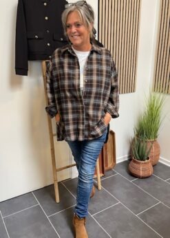 Marta Brun Ternet Orianda Skjorte Og Marta Jeans