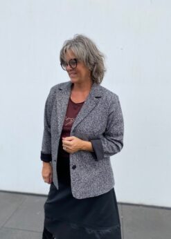 Marta T Shirt Og Part Two Vineke Blazer