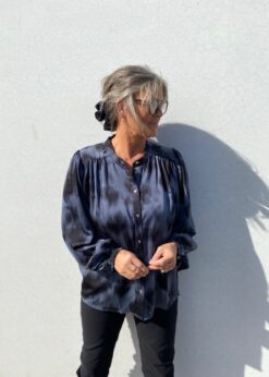 Jasmin Bluse Grå Sort Fra Prepair