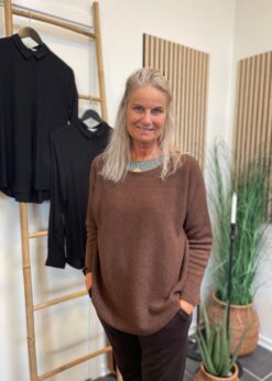 Marta Dagmar Strik I Brun