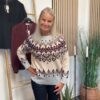 Merla Strik I Creme Grå Bordeaux Mønster Fra Freequent