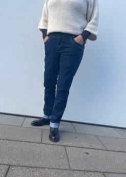 Red Button Relax Denim Jeans
