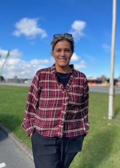 Bordeaux Farvet Bluse I Tern Fra Marta