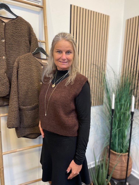 Brun Marianna Vest Fra Marta