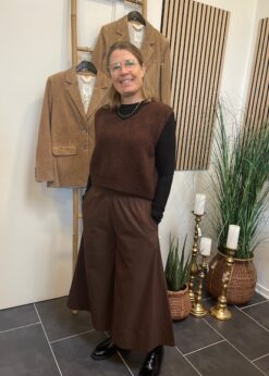 Freequent Brun Jules Buks Og Marta Strik vest I brun