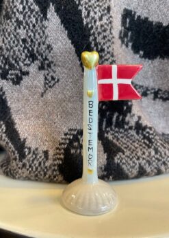 Lille Flag Bedstemor Lyseblå Stang Creme Fod