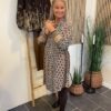 Marta Dominika Kjole Og Billi Bi Støvler