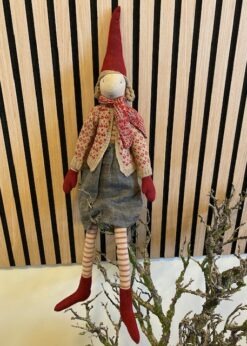 Nissepige Size 4 Med Strik Cardigan Fra Maileg