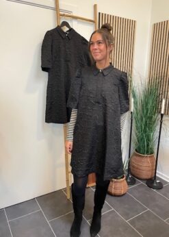 Numph Huda Kjole O Basis Bluse I striber