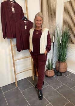 Numph Miki Vest Og Marta Buks