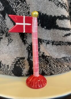 Stort Keramik Flag Rosa Stang Hvide Striber Og Rød Fod Fra Speedtsberg