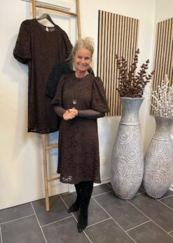 Brun Marta Blonde Kjole Style Yuna Og Continue Meshbluse