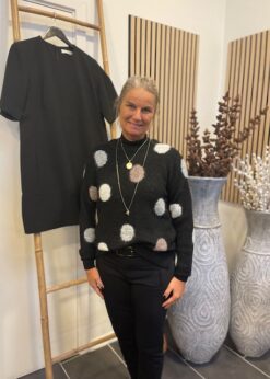 Freequent Louisa Sort Strik Med Prikker