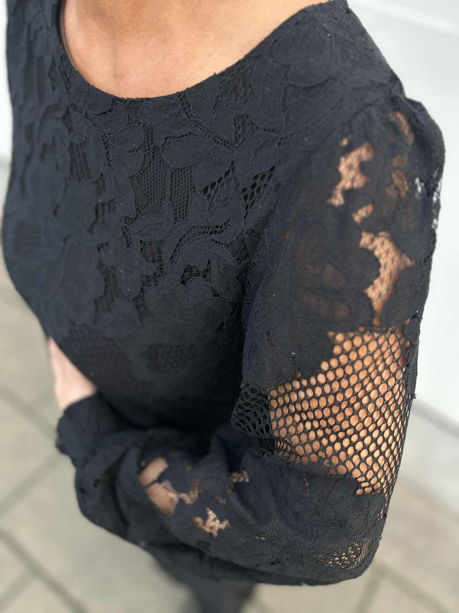 Mia Dress Sort Fra Prepair