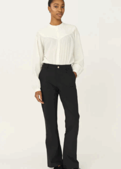 Pieszak Sort Melanie Flare Buks I Fredericia