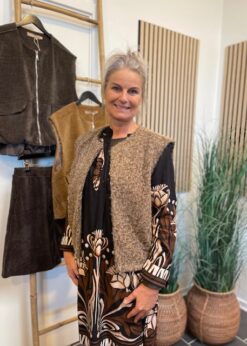 Brun Vest Style Capella Fra Marta