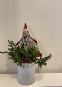 Maileg Nisse Pige Size 1 Med Blå Grå Blomstret Kjole