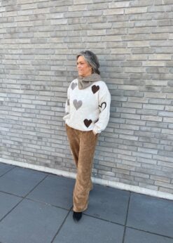 Marta Amarante Strik Og Faye Buks I Fløjl