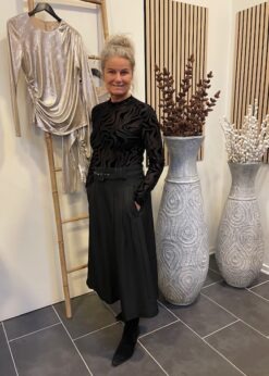 Numph Velva Bluse Og Co Couture Luna Belt Midi Nederdel