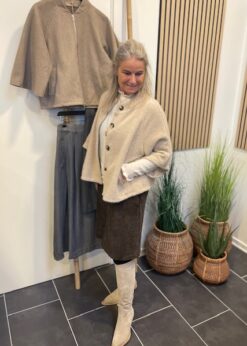 Brun June Nederdel Og Marta Thunder Jacket