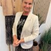 Lys Nanni Blazer Fra Freequent Og PBO T Shirt