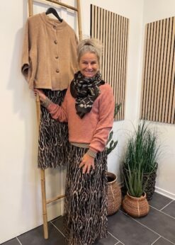Marta Nederdel Og Soft Rebels Strik