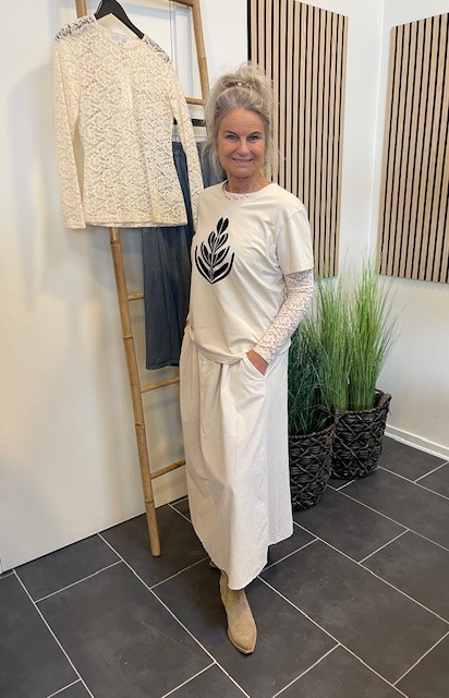 Costa Mani Florist Tee Og Continue Mesh Og Marta Nederdel