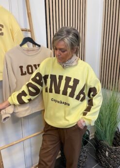 Hibiscus Marta Sweat Gul Brun