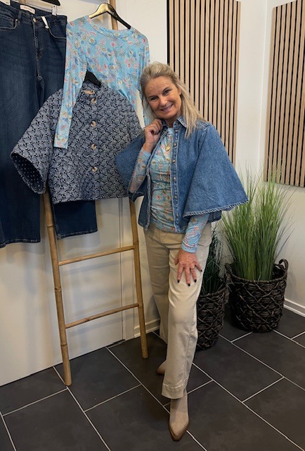 Marta Elissa Bluse Og Marika Denim Jakke