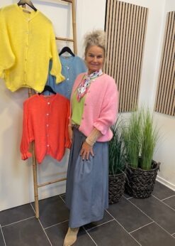 Marta Juliana Cardigan Og Costanzo Strik Og Co Couture Nederdel