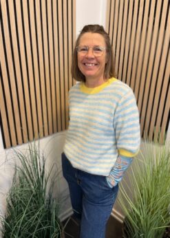 Marta Ruth Strik Og Elissa Bluse