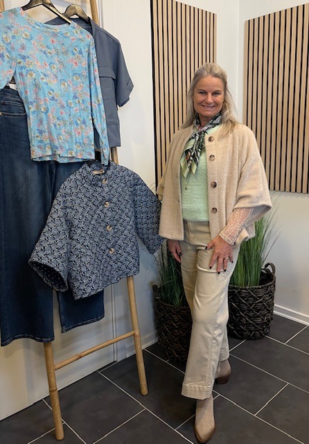 Marta Thunder Jakke Og Inwear Mala Bluse I Miny