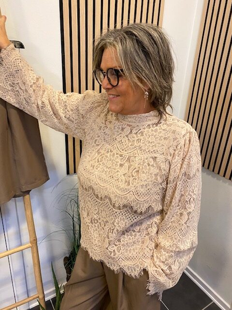 Valeri Bluse I Blonder Fra Continue