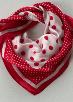 Lille Three M Tørklæde To2671 Rød Hvid Prik