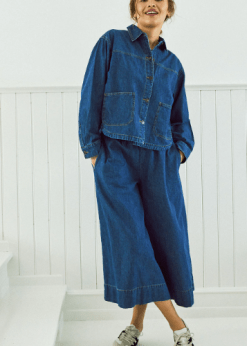 Lisea Buks I denim Fra Freequent